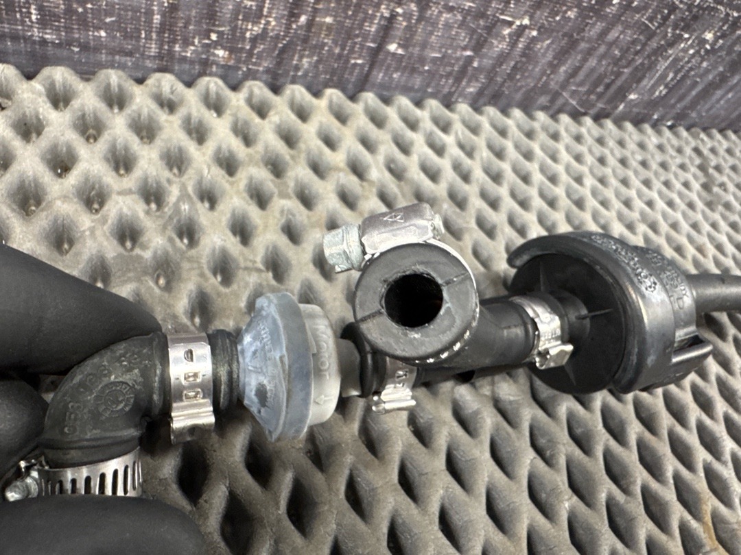 Клапан вентиляции топливного бака, 2670 рублей, Красноярск