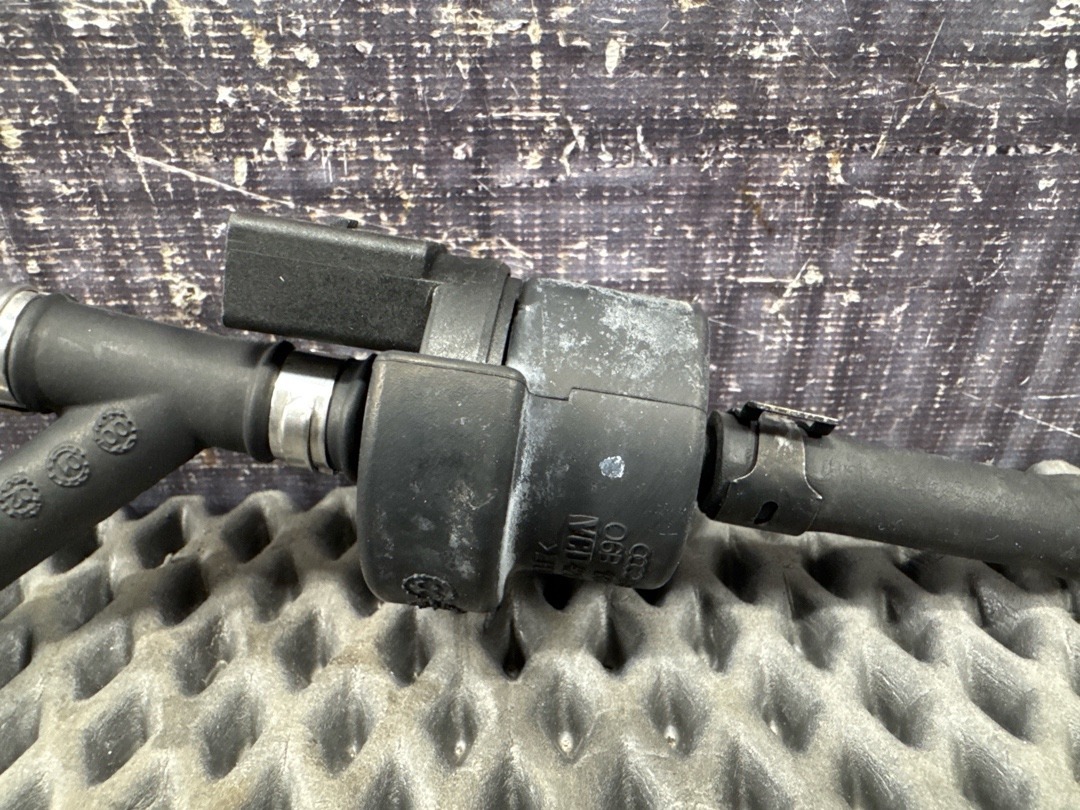 Клапан вентиляции топливного бака, 2670 рублей, Красноярск