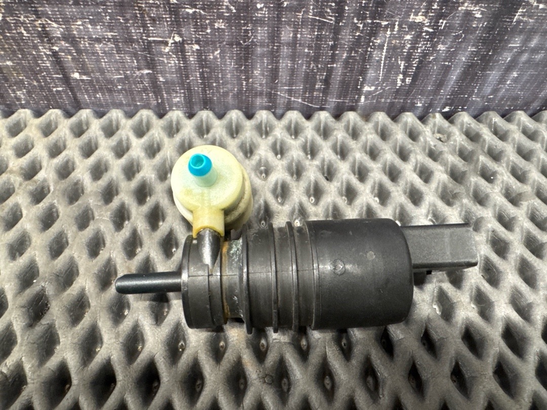 Мотор бачка стеклоомывателя, 970 рублей, Красноярск