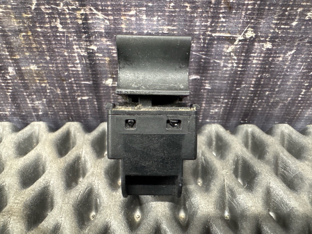 Кнопка стеклоподъемника, 420 рублей, Красноярск