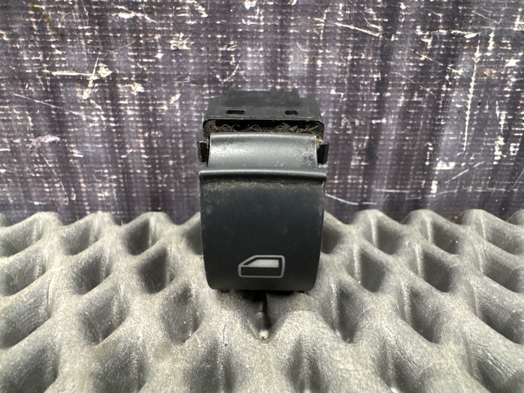 Кнопка стеклоподъемника, 420 рублей, Красноярск