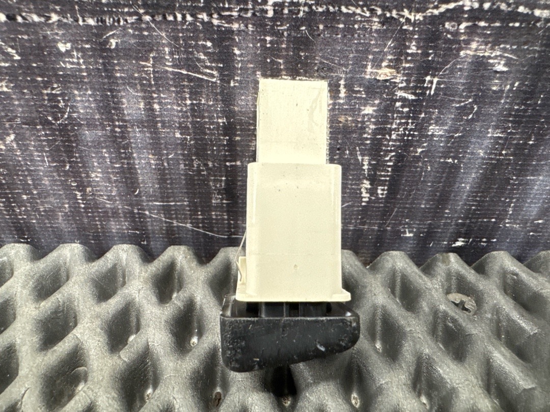 Кнопка ESP, 360 рублей, Красноярск