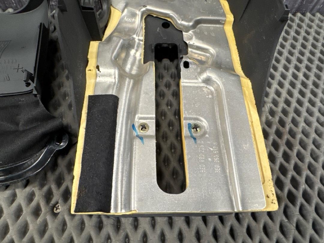 Кожух рулевой колонки, 1040 рублей, Красноярск