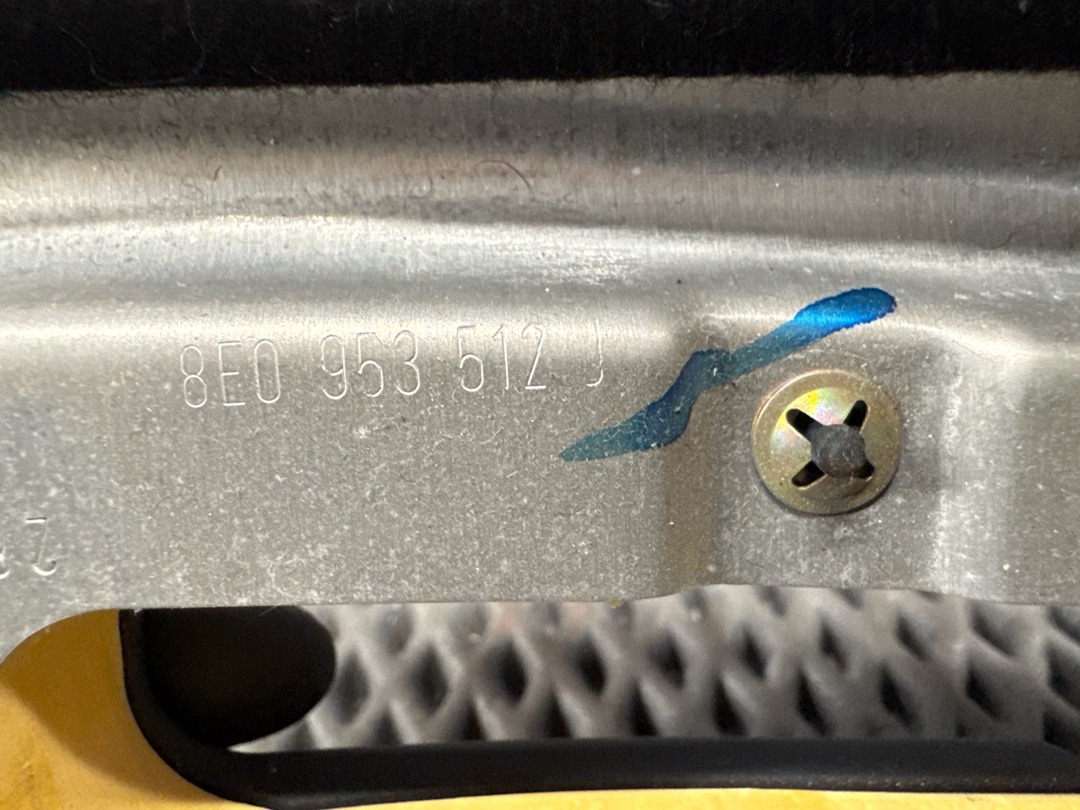 Кожух рулевой колонки, 1040 рублей, Красноярск