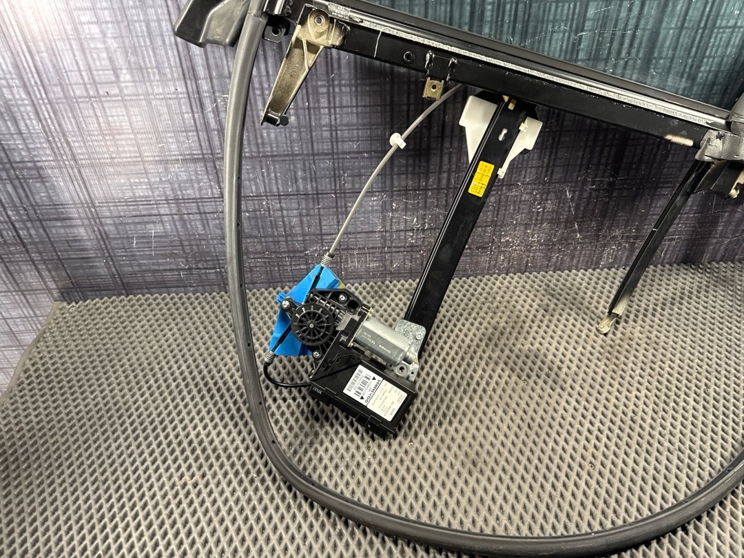 Стеклоподъемник, 2240 рублей, Красноярск