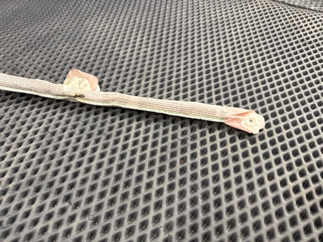 Подушка безопасности, 1060 рублей, Красноярск