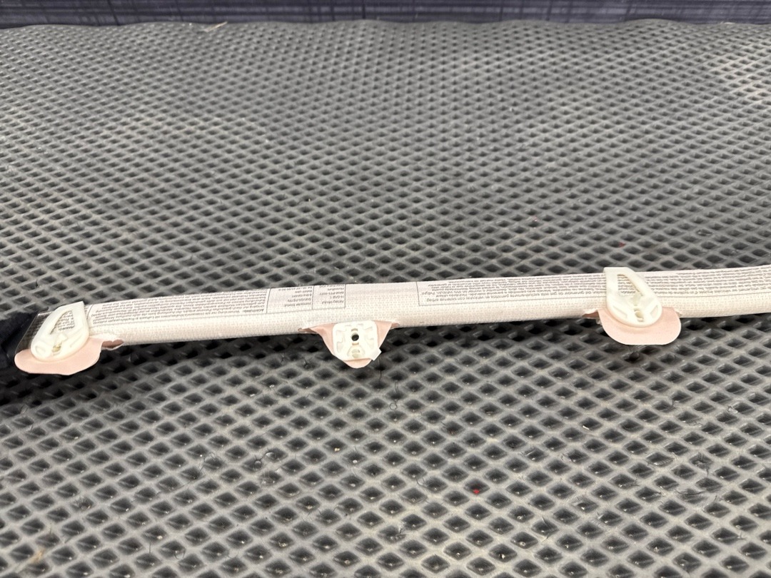 Подушка безопасности, 1060 рублей, Красноярск