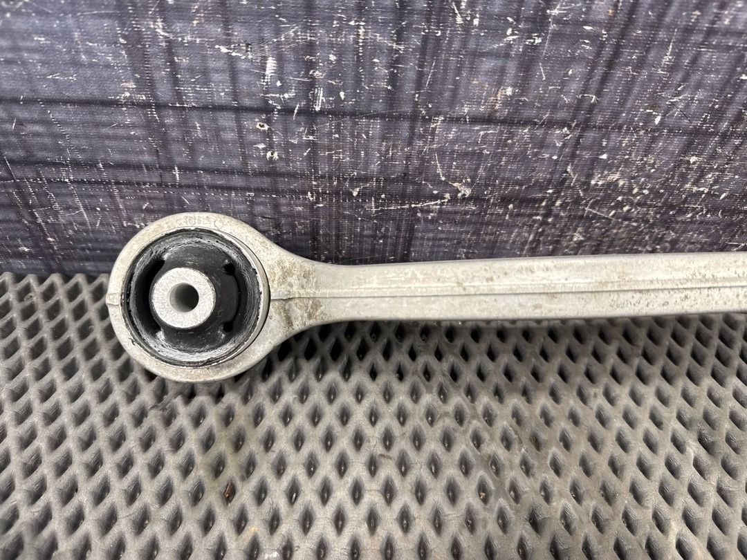 Рычаг подвески, 4430 рублей, Красноярск