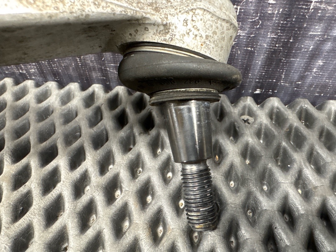 Рычаг подвески, 4430 рублей, Красноярск