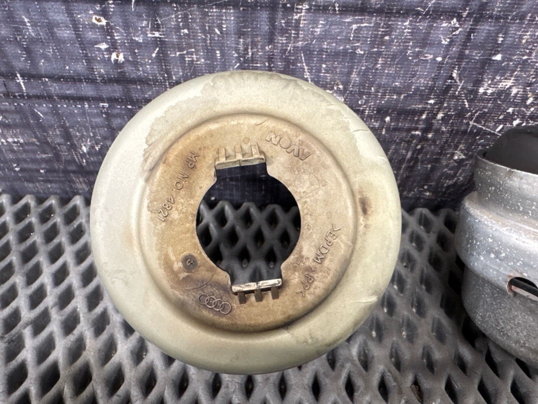 Подушка двигателя, 4120 рублей, Красноярск