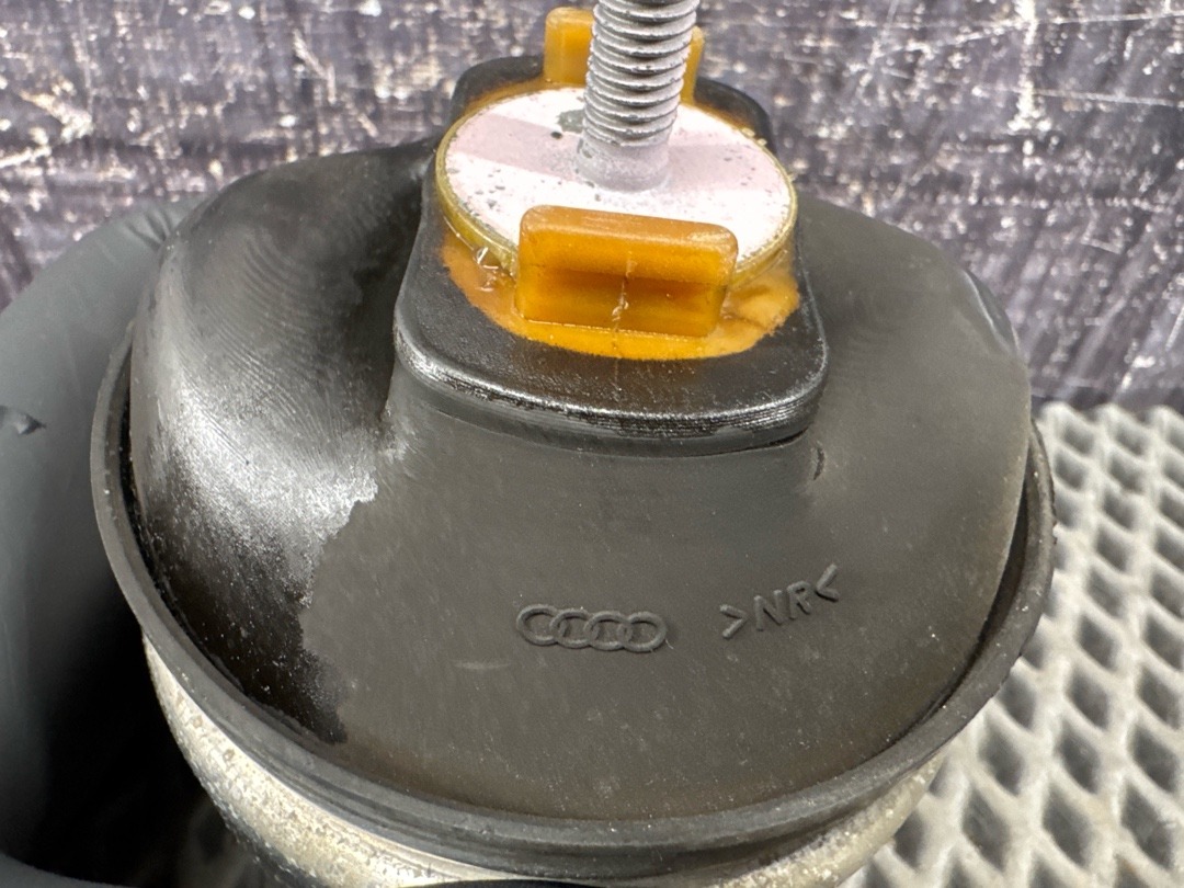 Подушка двигателя, 4120 рублей, Красноярск