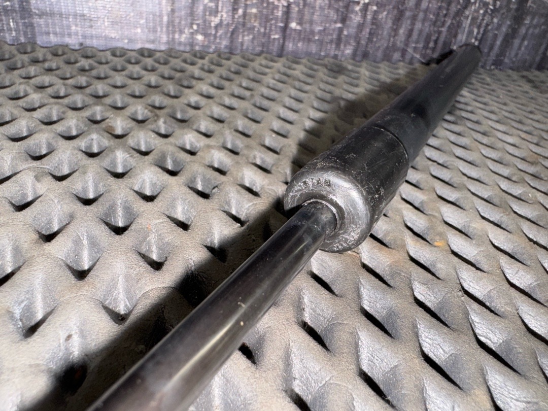 Амортизатор багажника, 650 рублей, Красноярск