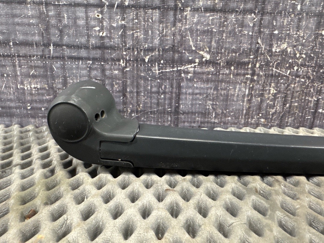 Дворник, 1710 рублей, Красноярск