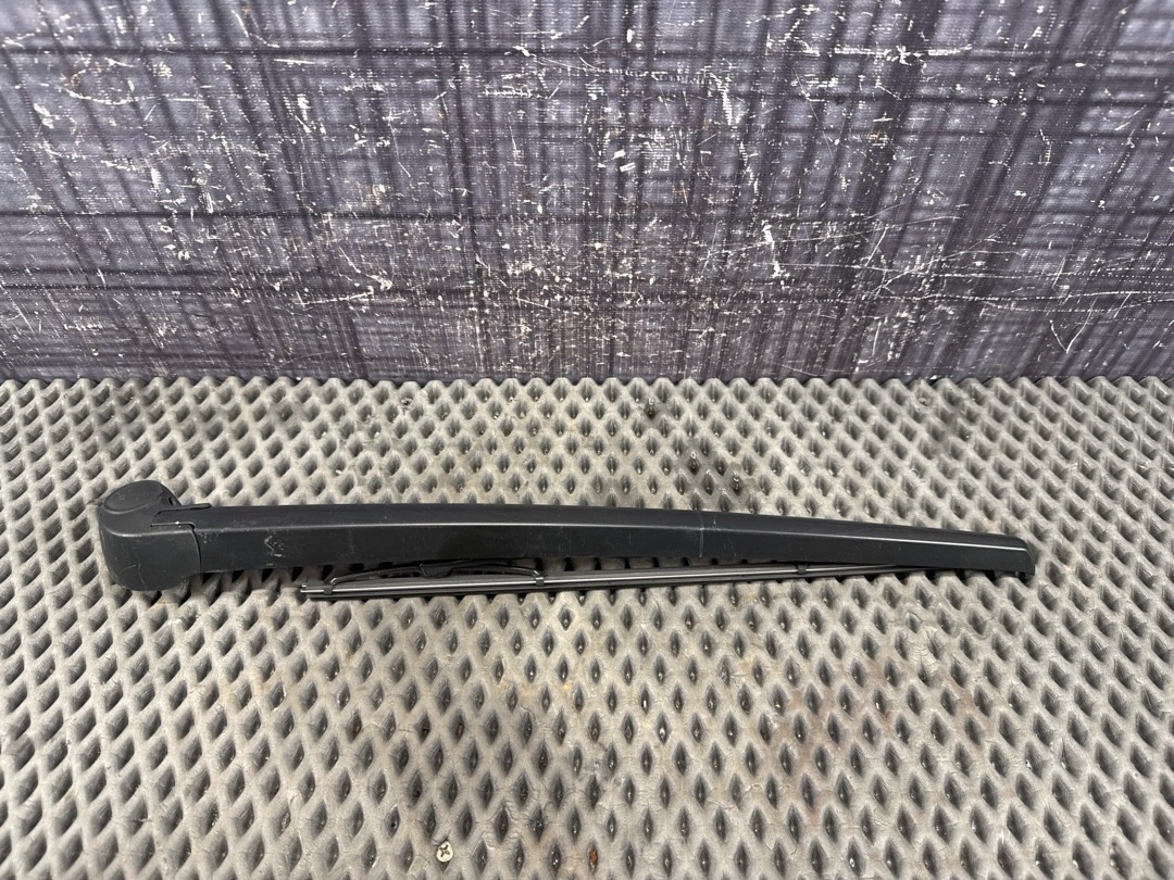 Дворник, 1710 рублей, Красноярск