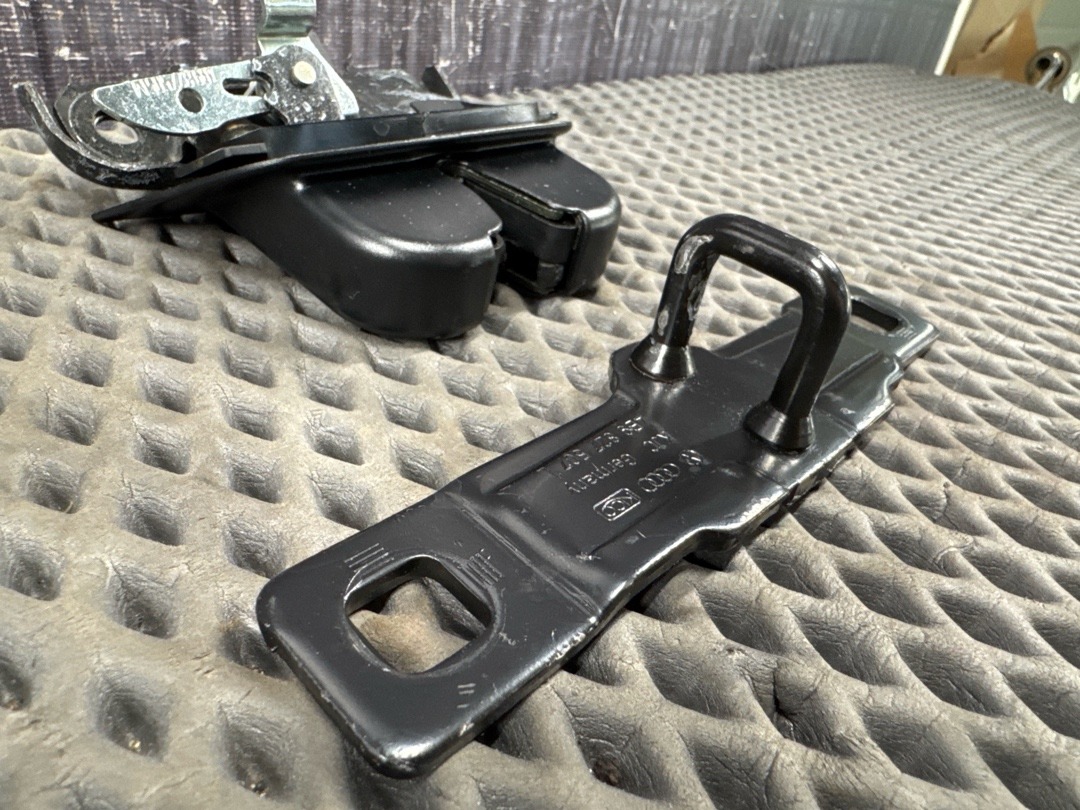 Замок крышки багажника, 2380 рублей, Красноярск