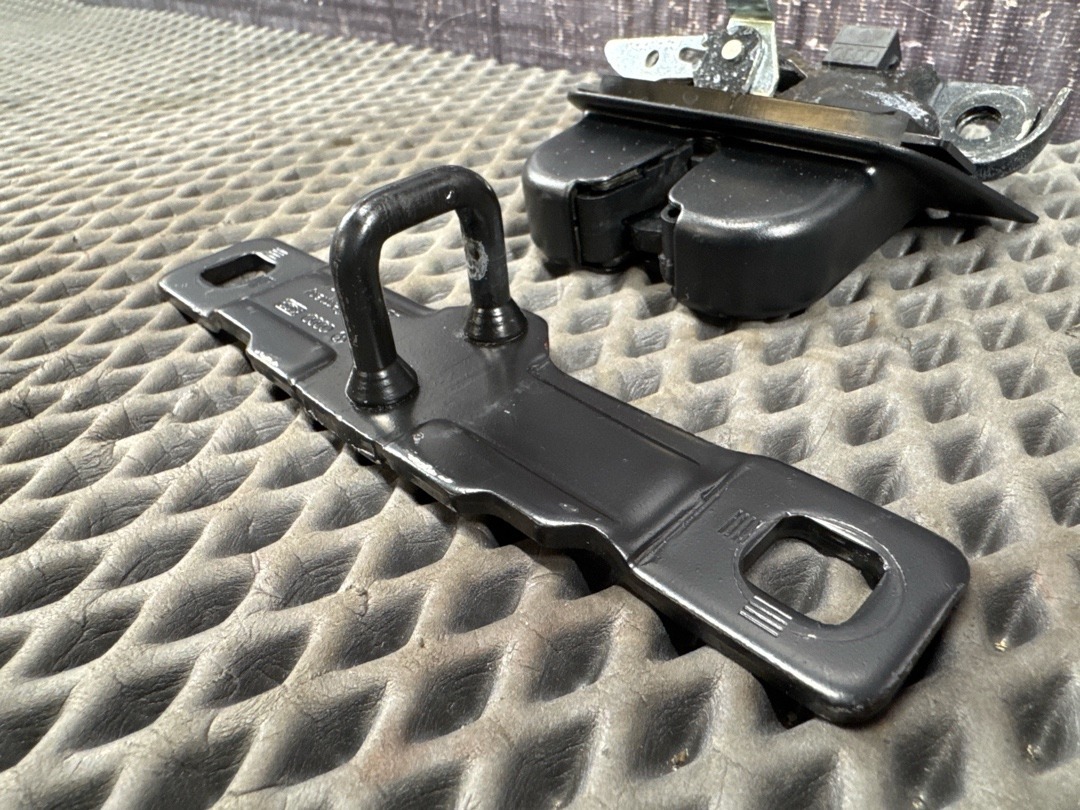 Замок крышки багажника, 2380 рублей, Красноярск