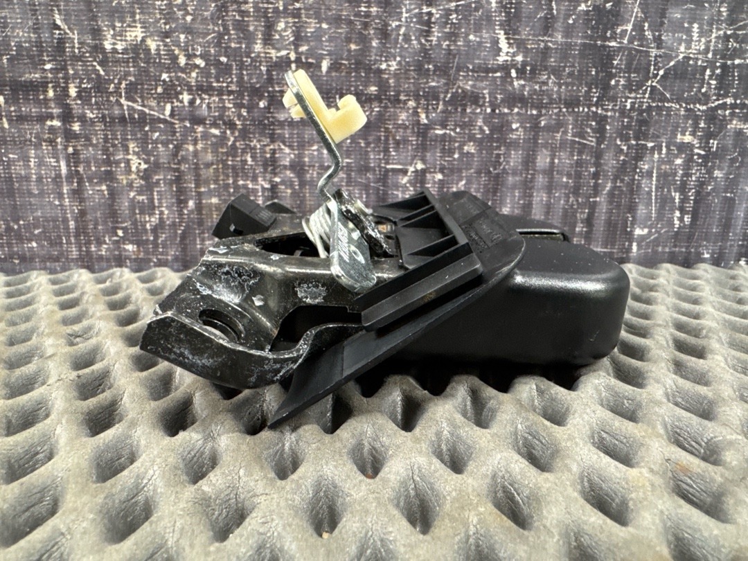 Замок крышки багажника, 2380 рублей, Красноярск