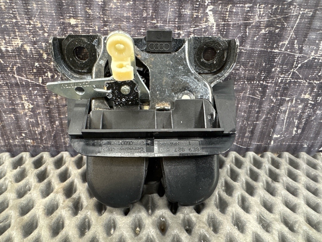 Замок крышки багажника, 2380 рублей, Красноярск