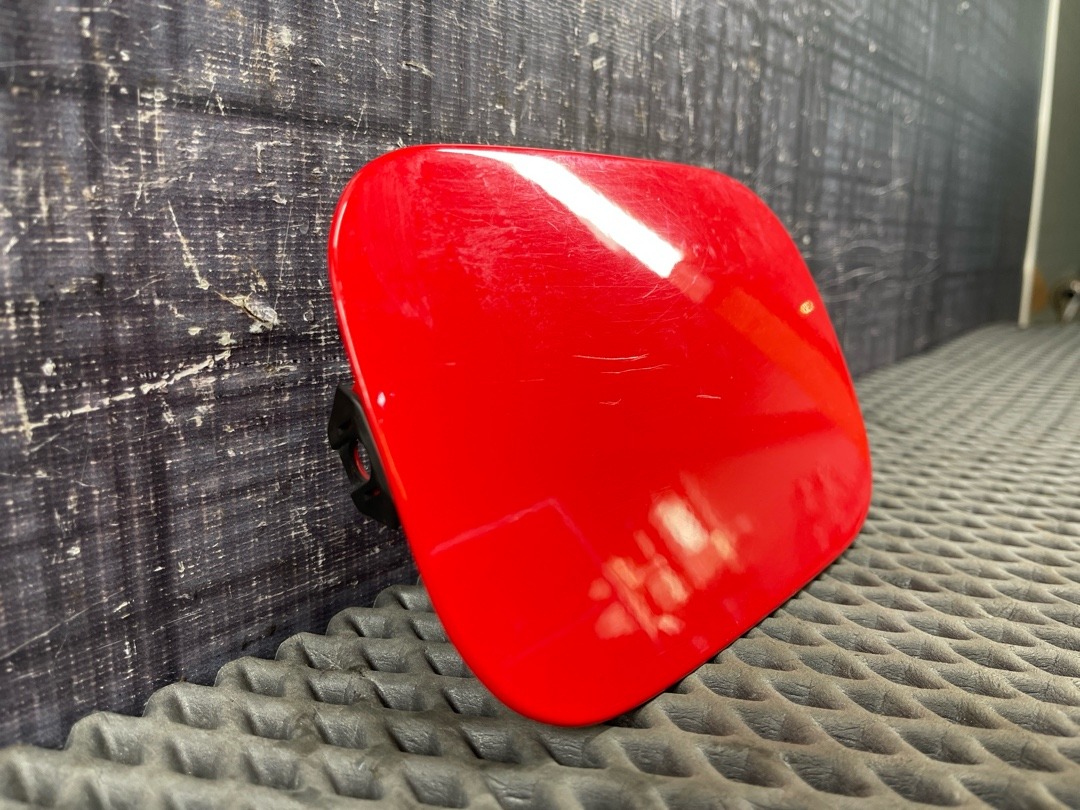 Лючок бензобака, 990 рублей, Красноярск