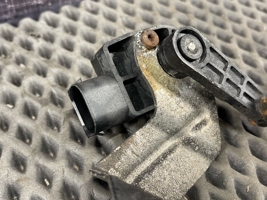 Датчик уровня подвески, 4360 рублей, Красноярск