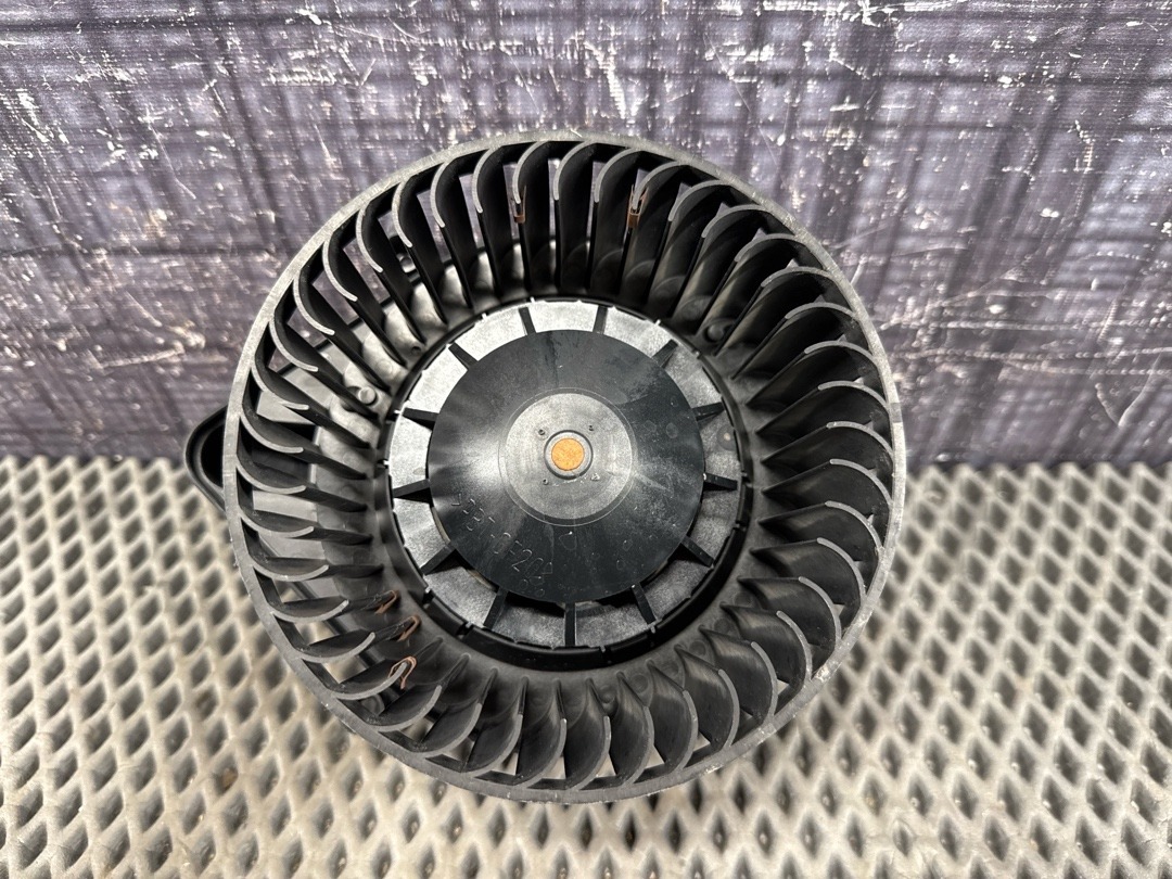 Мотор печки, 2560 рублей, Красноярск