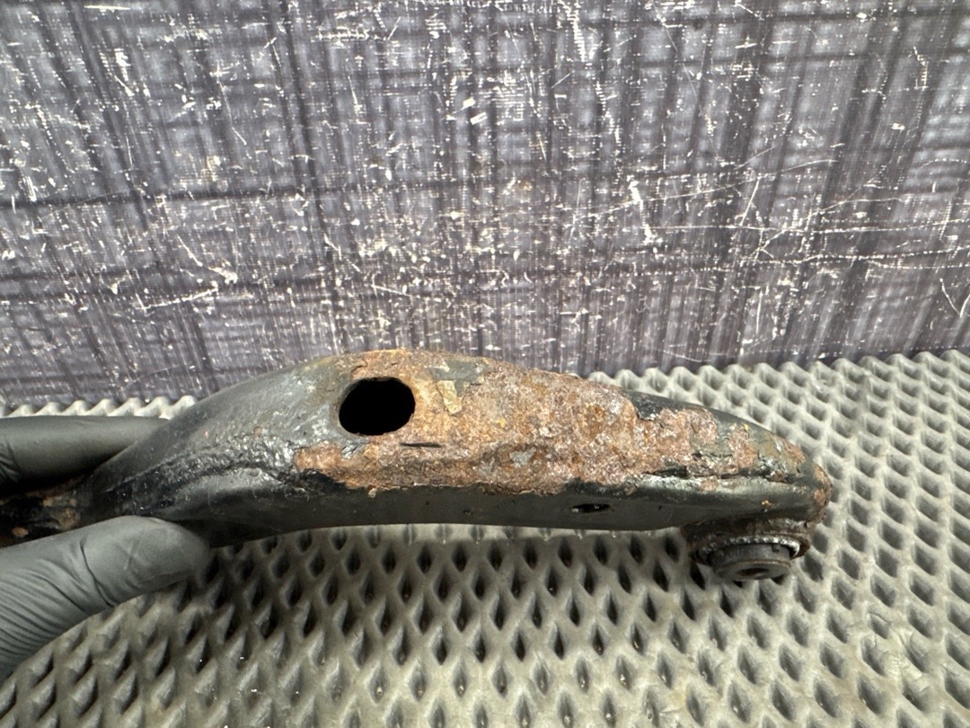 Рычаг подвески, 2710 рублей, Красноярск