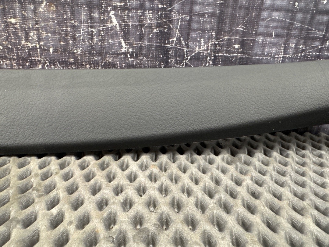 Обшивка крышки багажника, 730 рублей, Красноярск