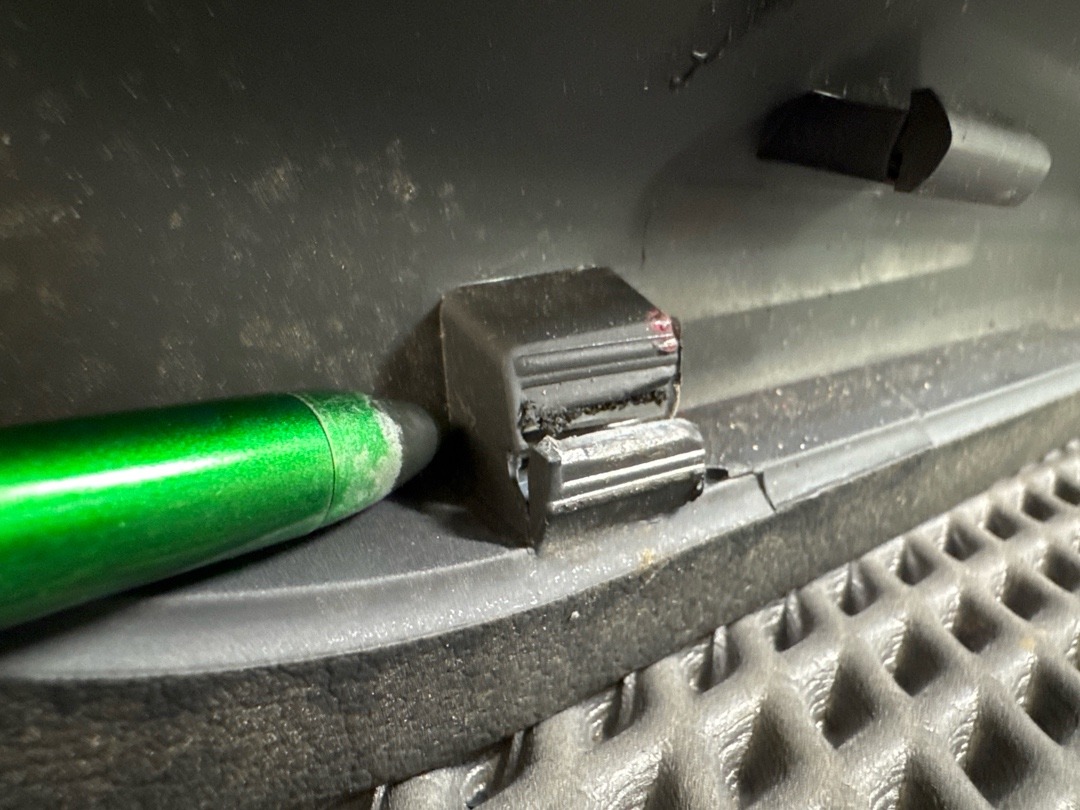 Обшивка крышки багажника, 730 рублей, Красноярск