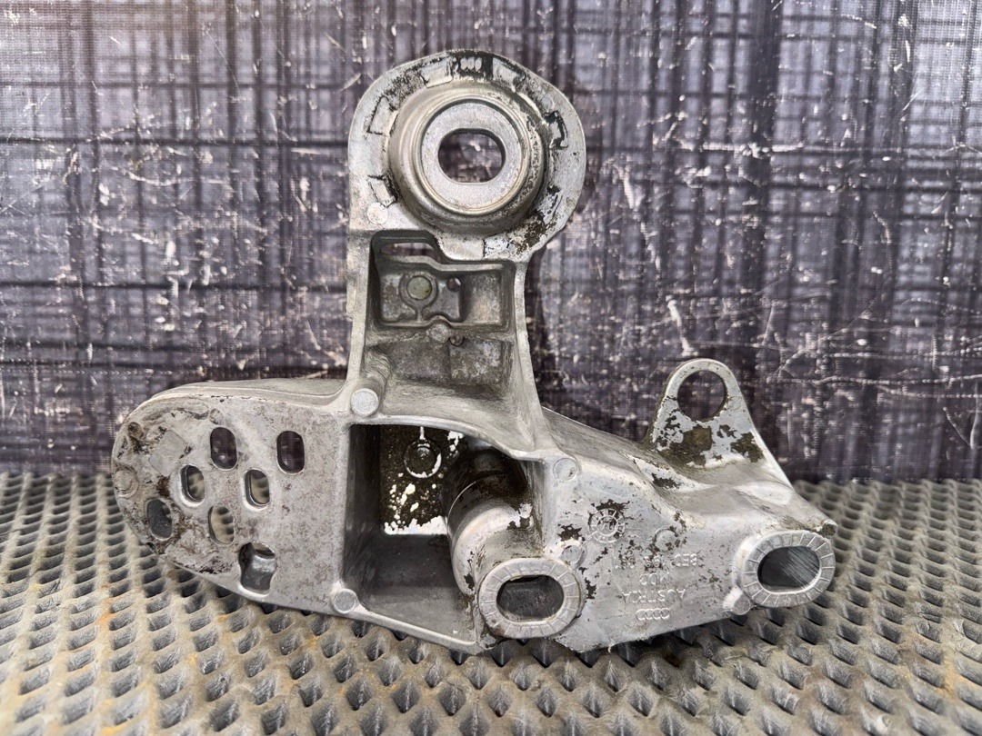 Кронштейн двигателя, 1110 рублей, Красноярск