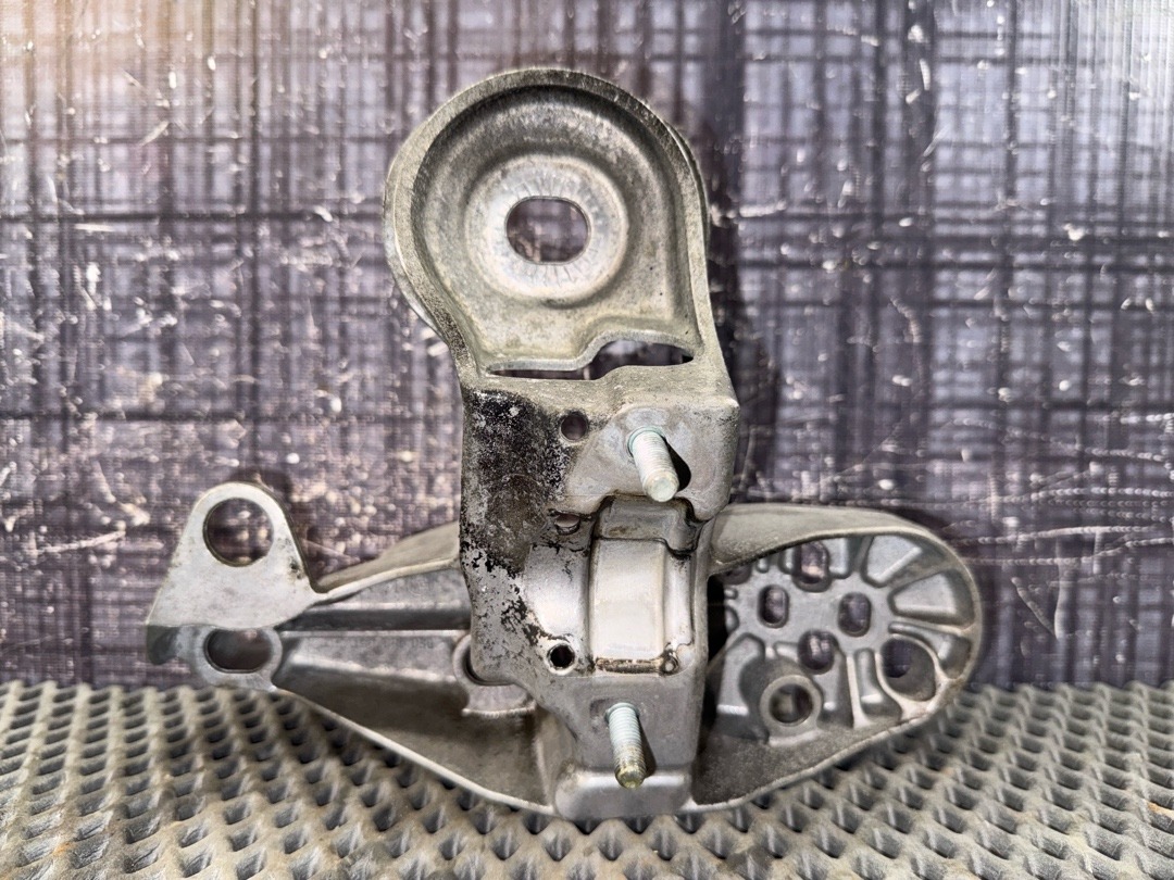 Кронштейн двигателя, 1110 рублей, Красноярск