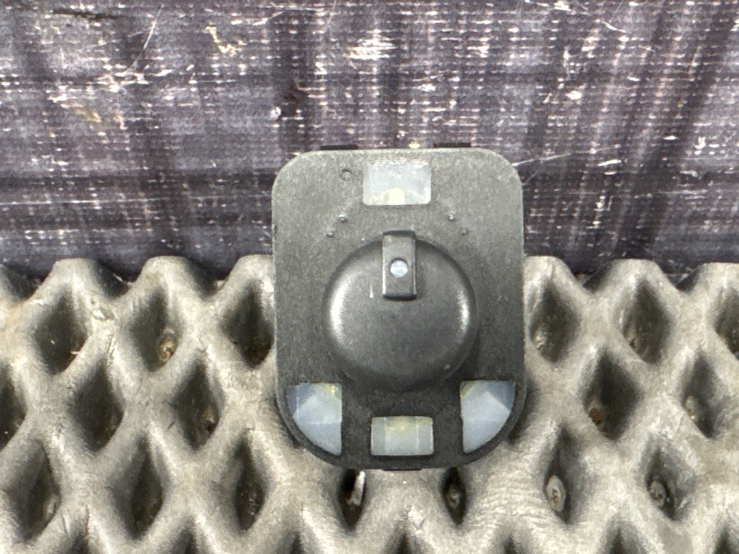 Кнопка регулировки зеркал, 1220 рублей, Красноярск