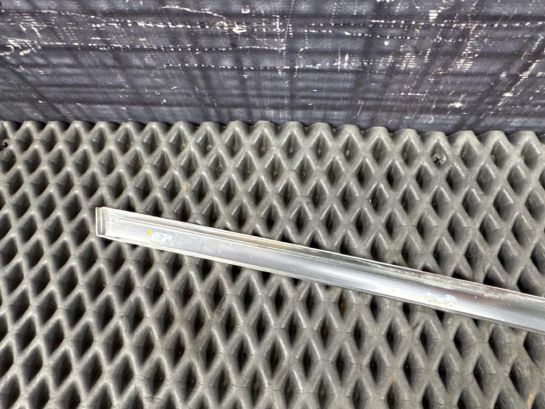 Молдинг стекла, 1030 рублей, Красноярск