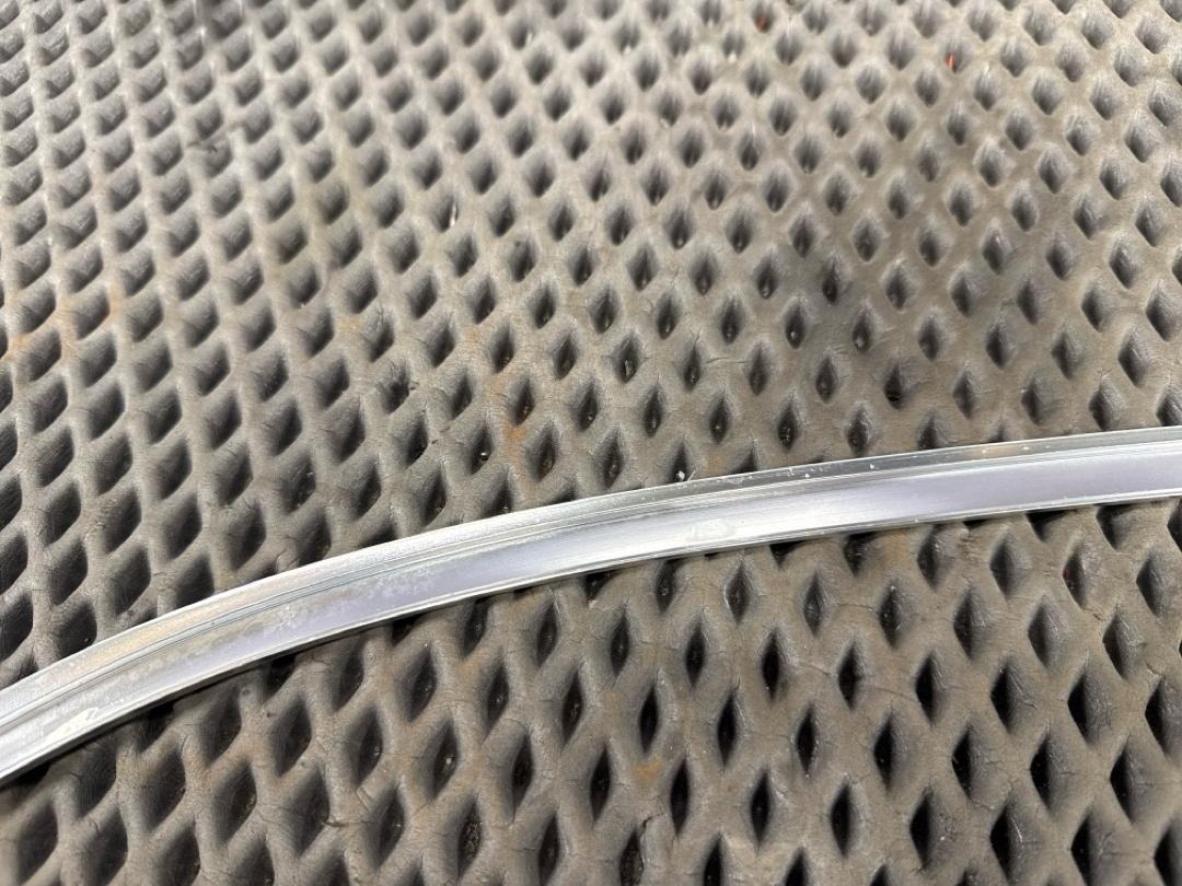 Молдинг стекла, 880 рублей, Красноярск