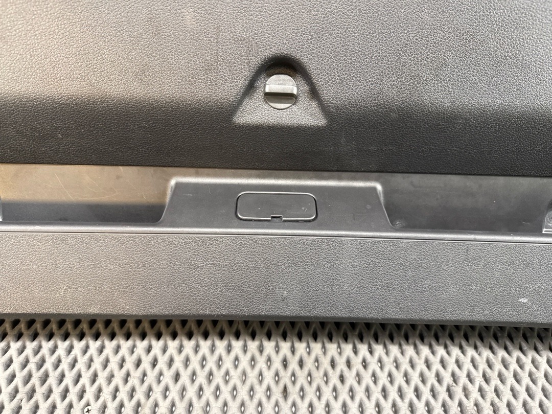 Обшивка крышки багажника, 2330 рублей, Красноярск