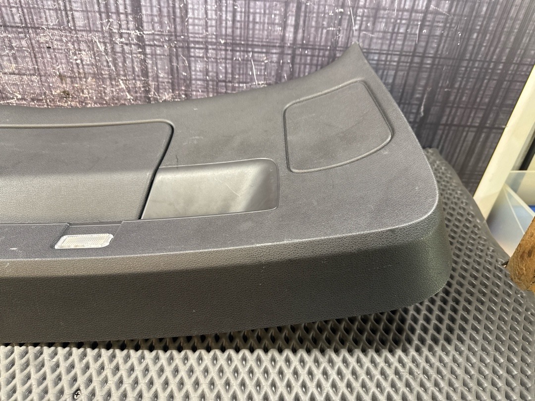 Обшивка крышки багажника, 2330 рублей, Красноярск