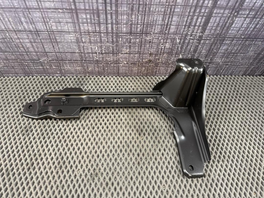 Кронштейн, 630 рублей, Красноярск