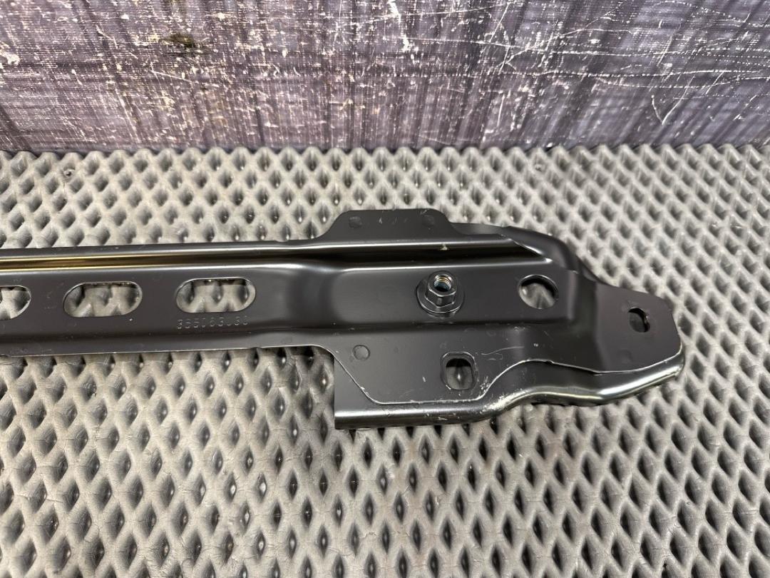 Кронштейн, 630 рублей, Красноярск