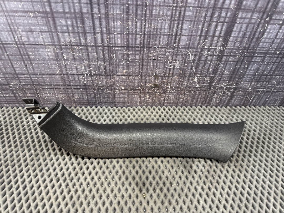 Пластик крышки багажника, 630 рублей, Красноярск