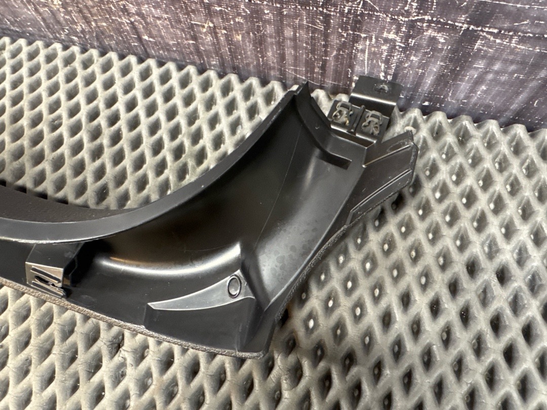 Пластик крышки багажника, 630 рублей, Красноярск