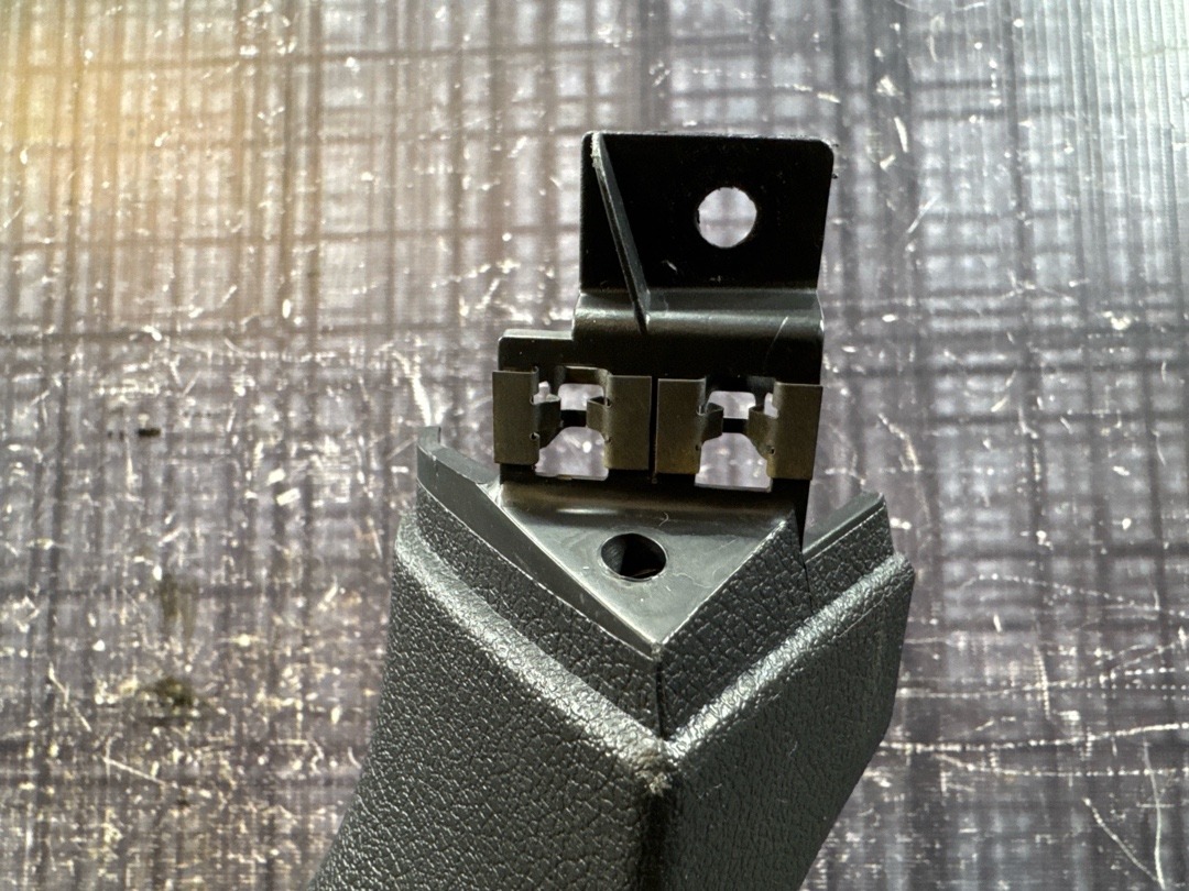 Пластик крышки багажника, 630 рублей, Красноярск