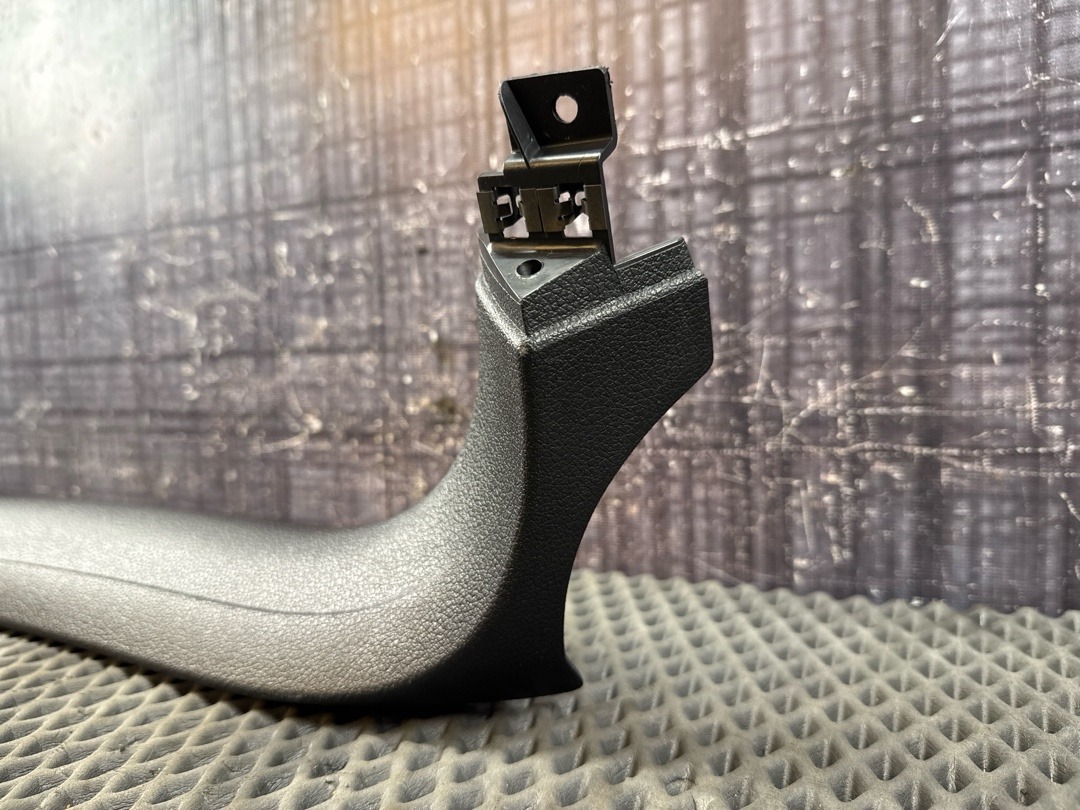 Пластик крышки багажника, 630 рублей, Красноярск