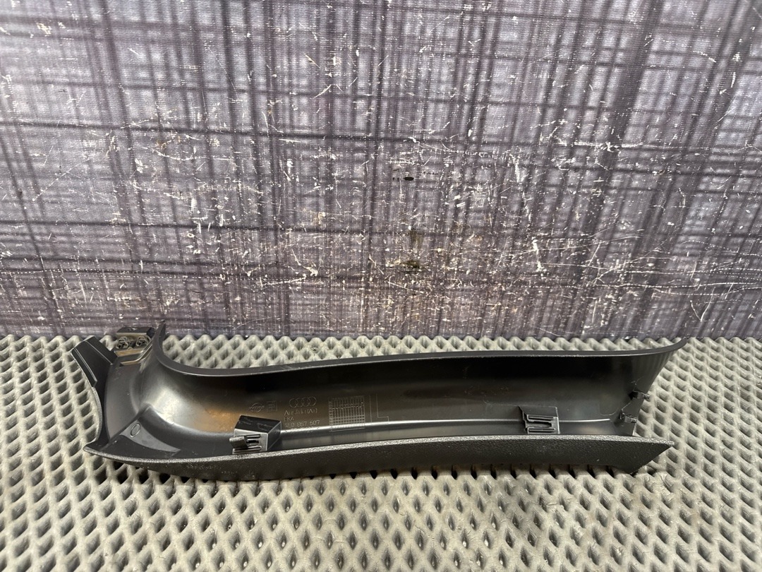 Пластик крышки багажника, 630 рублей, Красноярск