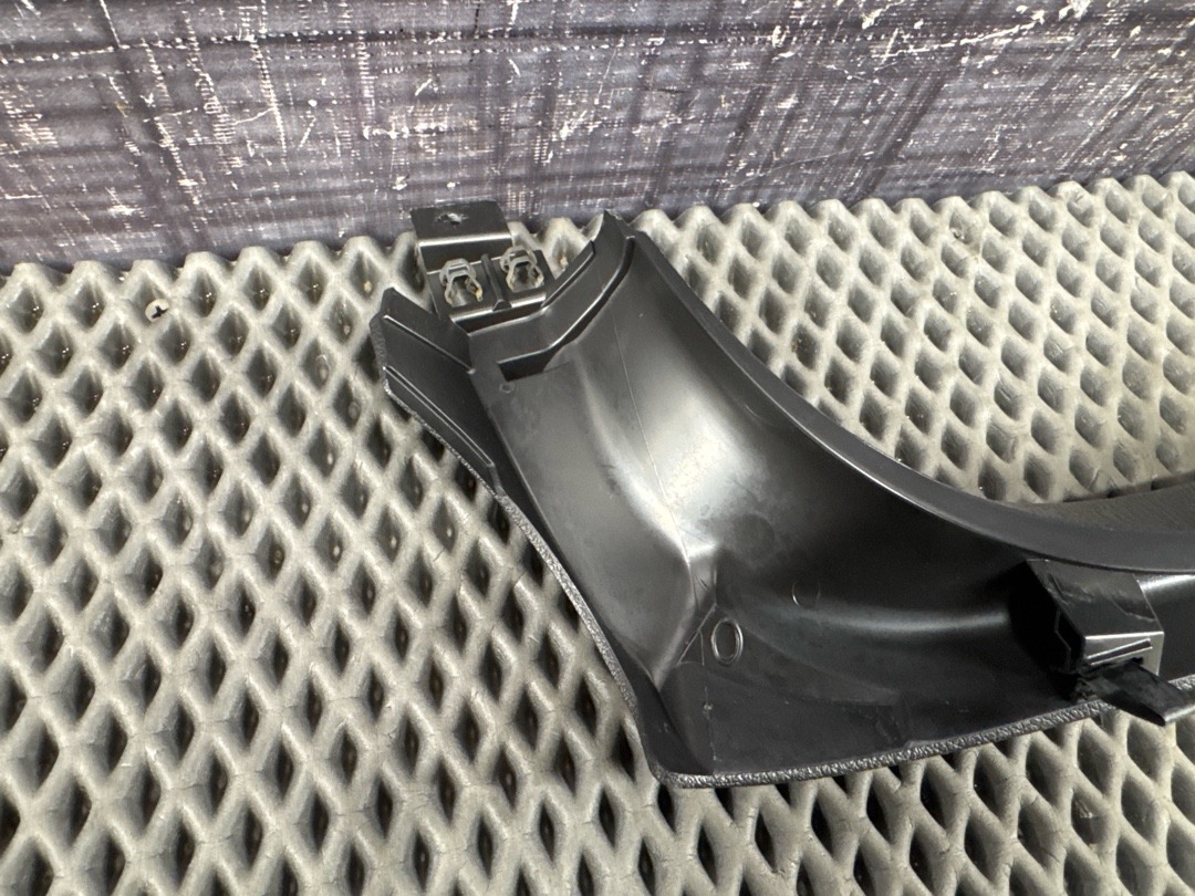 Пластик крышки багажника, 630 рублей, Красноярск