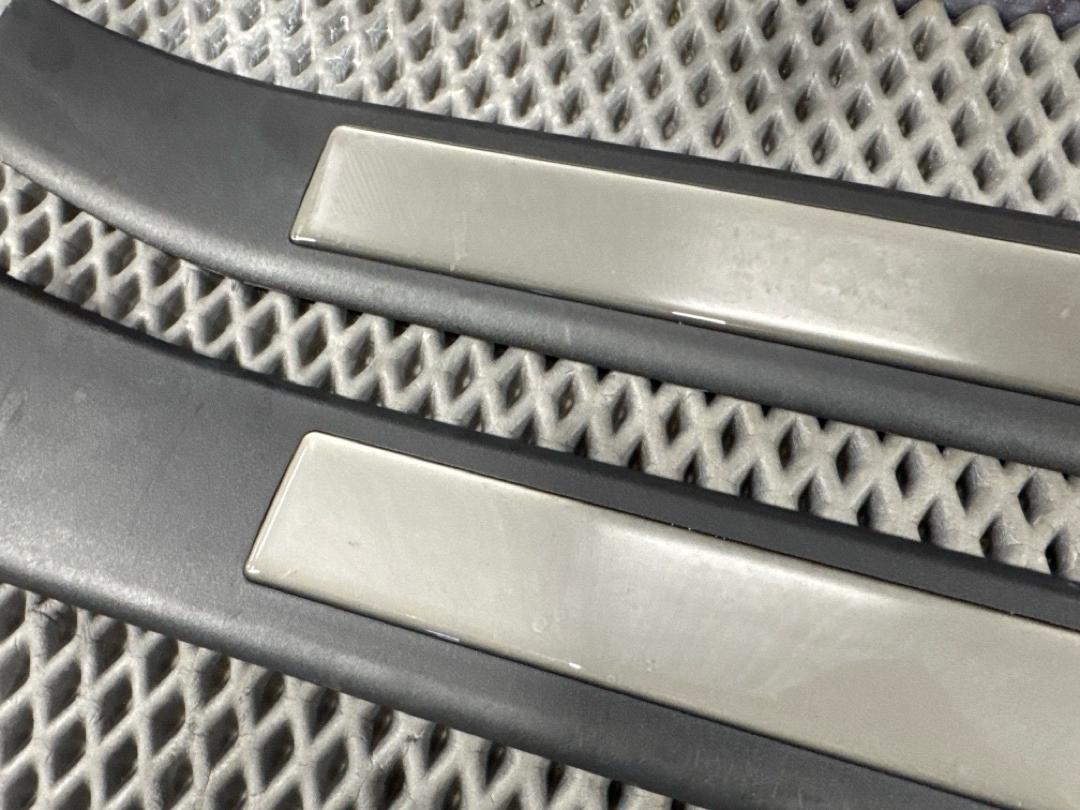 Комплект накладок на порог, 7430 рублей, Красноярск