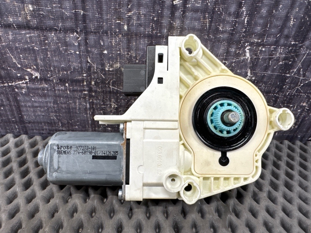 Мотор стеклоподъемника, 1540 рублей, Красноярск