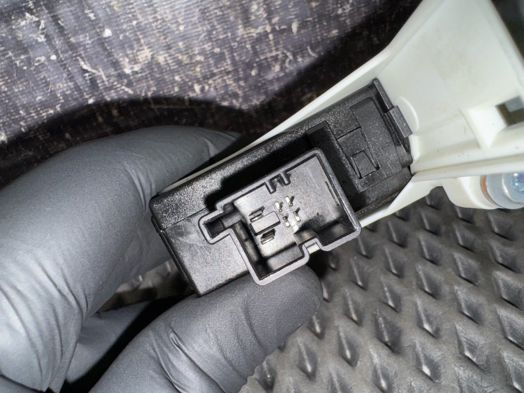 Мотор стеклоподъемника, 1540 рублей, Красноярск