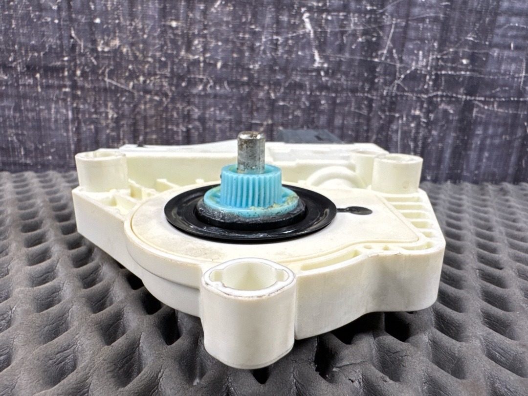 Мотор стеклоподъемника, 1540 рублей, Красноярск