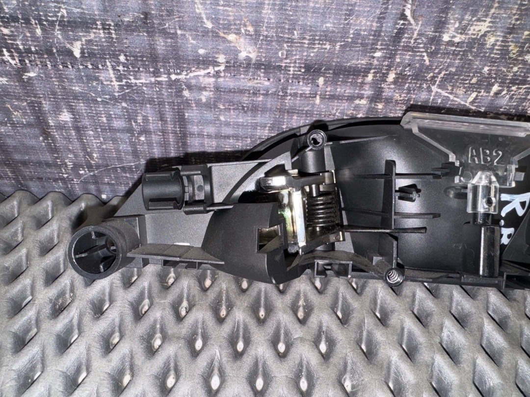 Ручка двери внутренняя, 940 рублей, Красноярск