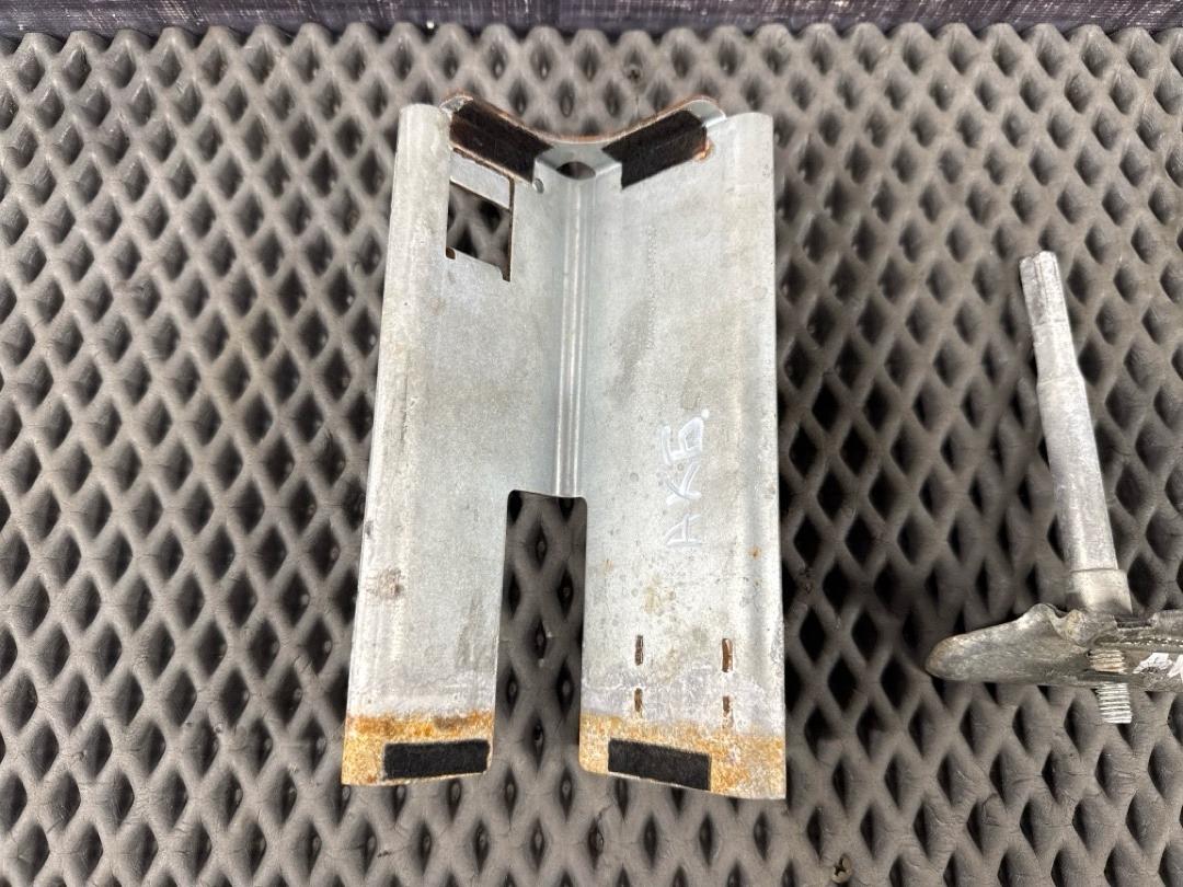 Крепление аккумулятора, 1210 рублей, Красноярск