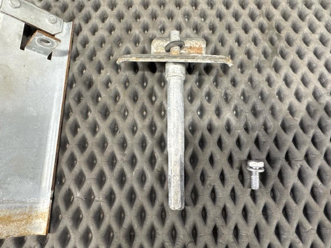 Крепление аккумулятора, 1210 рублей, Красноярск